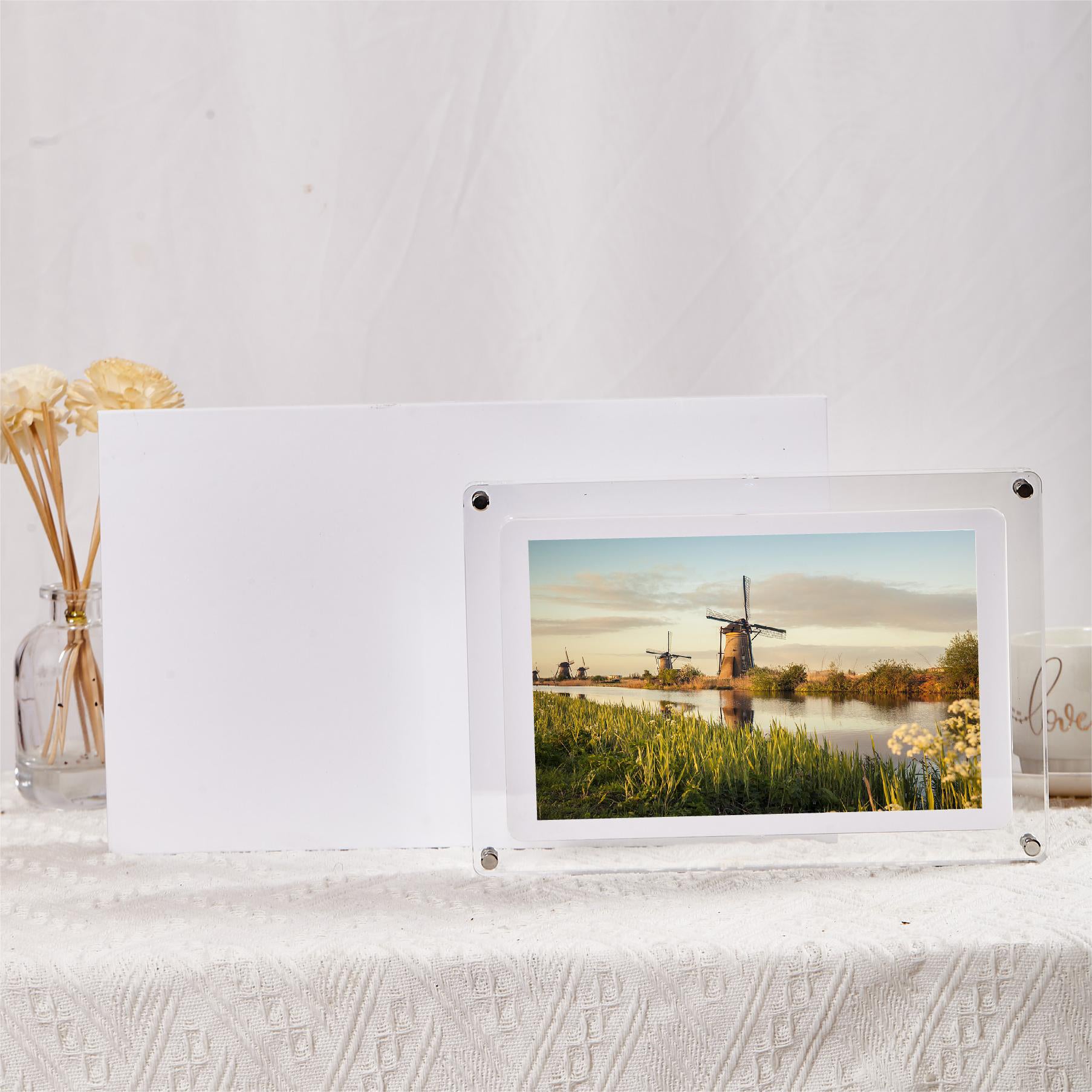 2024 hot selling 10.1-inch acrylic digital frames 8GB 2000mah with removable stander horizontal vertical play gravity version